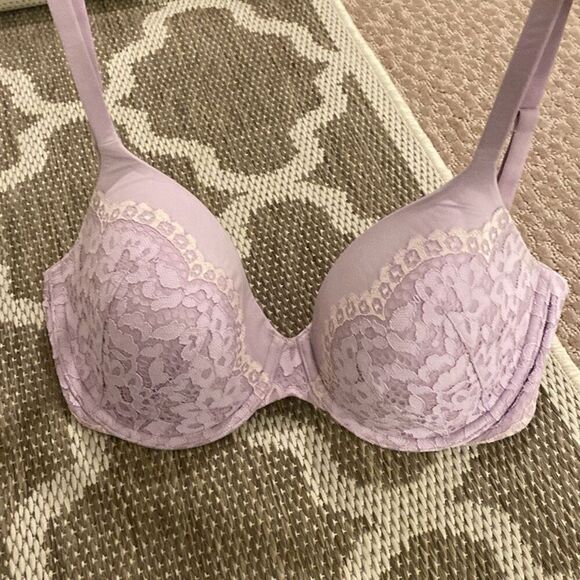 Victoria’s Secret bra body by Victoria lined perfect coverage size 34DD - Picture 5 of 5